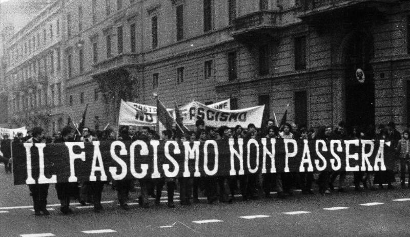 Carpi antifascista respinge Roberto Fiore e la sua teppaglia