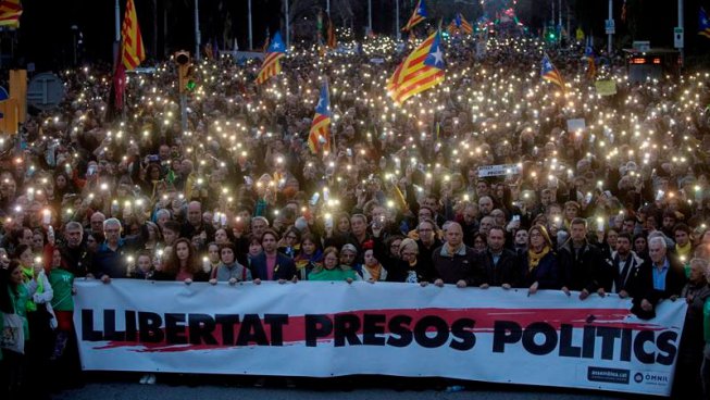 Libertà per i prigionieri politici! Per uno sciopero generale in Catalogna!
