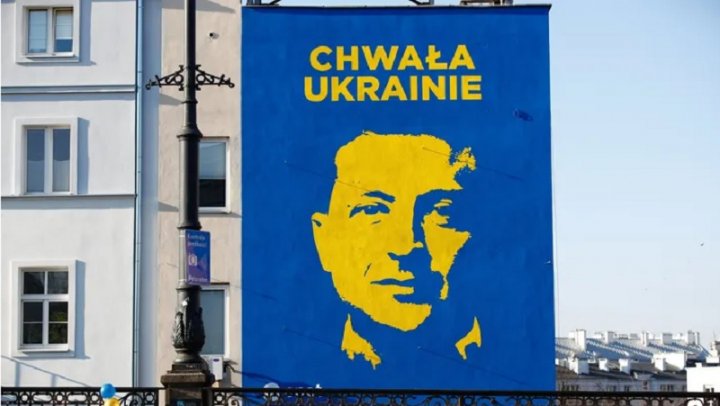 Ucraina: Zelenskyy sospende undici partiti d'opposizione grazie alla legge marziale