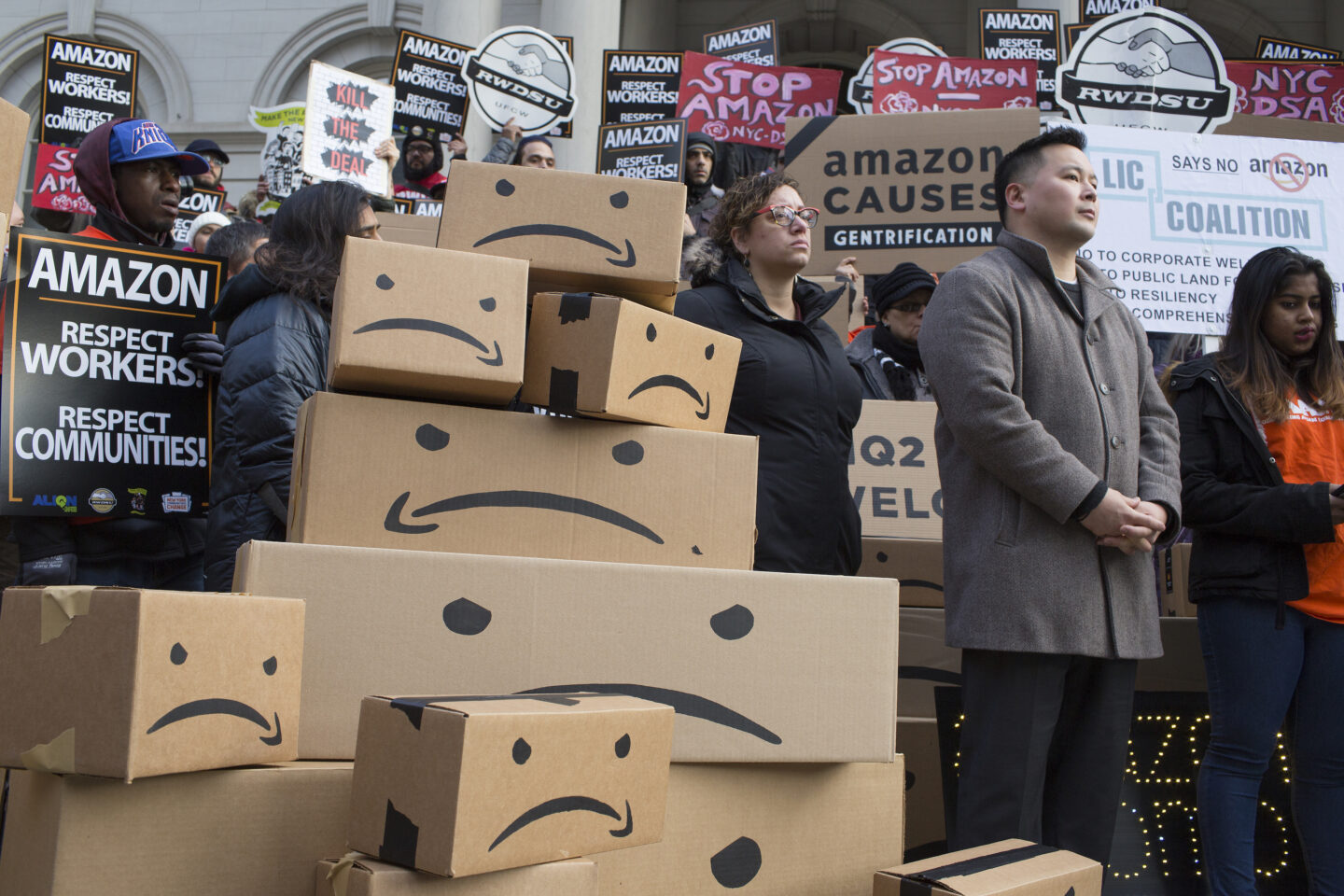 Dopo aver guadagnato milioni, Amazon intende licenziare 18.000 lavoratori